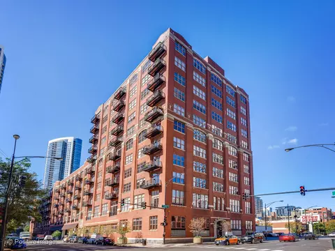 360 W Illinois St #3G, Chicago, IL 60654