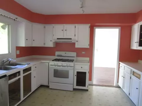 Kitchen - 4608 W Ramble Rd, Mchenry, IL 60050 photo 1 of 1