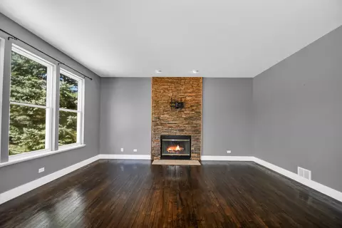 Living - Undisclosed, Lockport, IL 60441 photo 2 of 3
