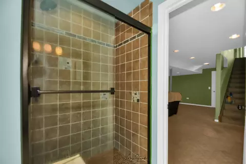 Bath - Undisclosed, Lockport, IL 60441 photo 6 of 6