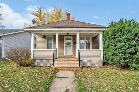 1128 Butler St, Morris, IL 60450