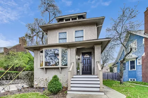 833 Gunderson Ave, Oak Park, IL 60304