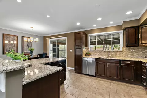 Kitchen - 163 E Devon Ave, Bartlett, IL 60103 photo 3 of 5