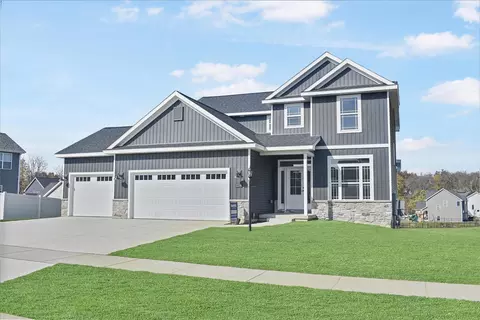 2204 Prairie Rose Dr, Mahomet, IL 61853