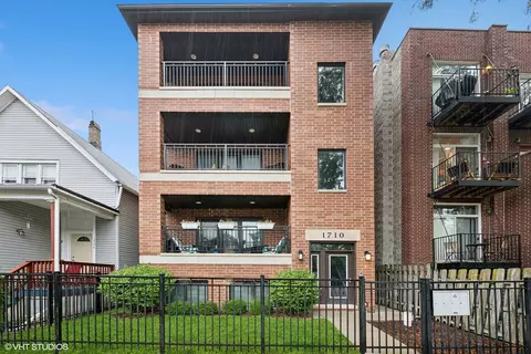 1710 N Albany Ave #3, Chicago, IL 60647