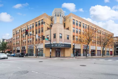 1645 W School St #217, Chicago, IL 60657