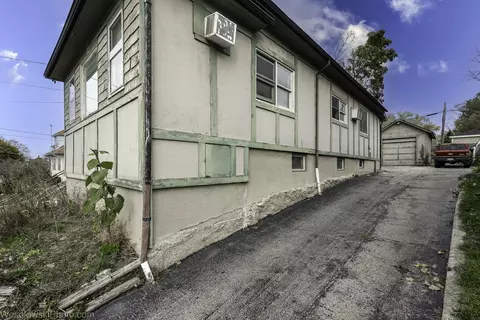 Other - 476 North St, Elgin, IL 60120 photo 2 of 3