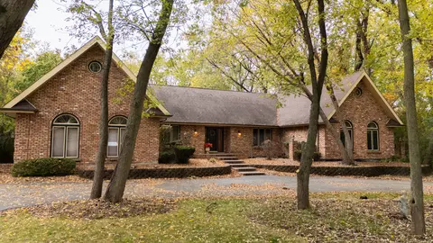 15202 Laramie Ave, Oak Forest, IL 60452