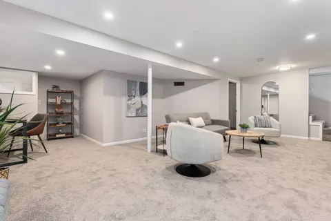 Other - 715 W Paddock Dr, Wheeling, IL 60090 photo 1 of 5