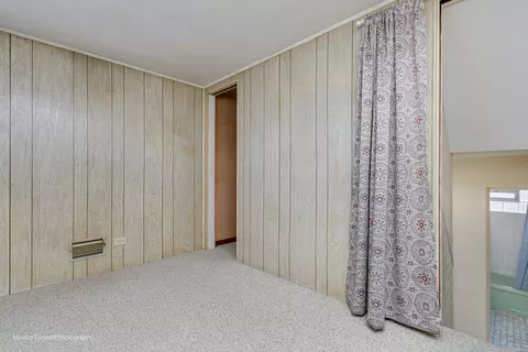 Bedroom - 4604 1st Ave, Lyons, IL 60534 photo 4 of 5