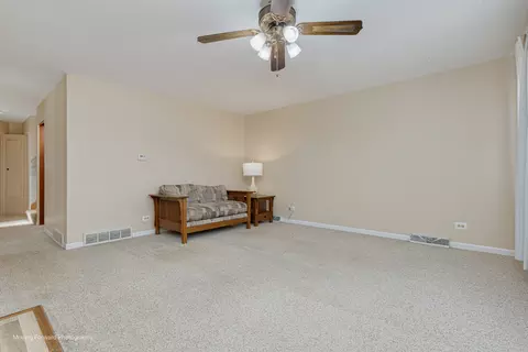 Living - 4604 1st Ave, Lyons, IL 60534 photo 2 of 3