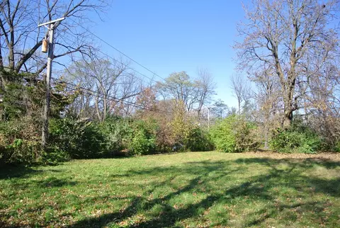 3 S729 West Ave, Warrenville, IL 60555