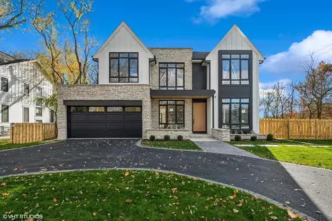 770 Elder Ct, Glencoe, IL 60022