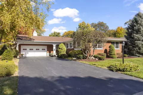 500 51st St, Western Springs, IL 60558