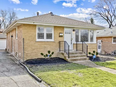 1625 Hilltop Ave, Chicago Heights, IL 60411