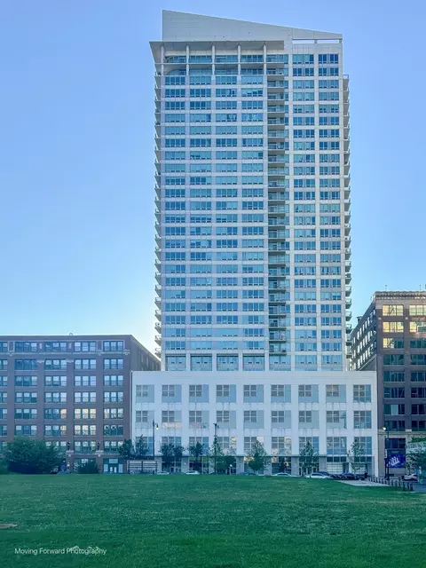 701 S Wells St #2605, Chicago, IL 60607