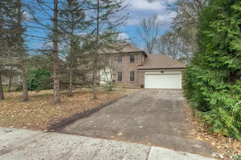 736 Prairie St, Saint Charles, IL 60174