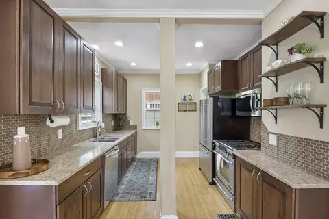 Kitchen - 1802 E Jackson St, Bloomington, IL 61701 photo 2 of 7