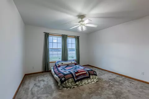 4227 E 4th Rd, Mendota, IL 61342 photo 18