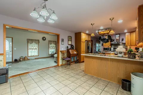 4227 E 4th Rd, Mendota, IL 61342 photo 7