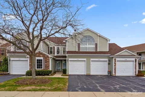 734 W Streamwood Blvd #B, Streamwood, IL 60107