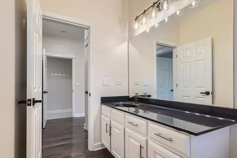 Bath - 3670 White Deer Dr, Algonquin, IL 60102 photo 1 of 8