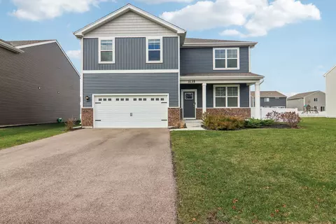 3135 Justice Dr, Yorkville, IL 60560