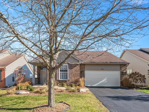 17037 Mendota Dr, Lockport, IL 60441