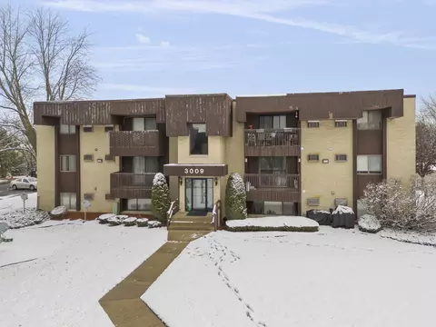 3009 Heritage Dr #7, Joliet, IL 60435