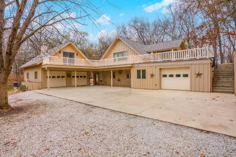 16758 E Cheyenne Rd, Heyworth, IL 61745