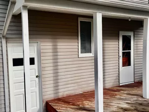 Exterior - 514 E Chamberlin St, Dixon, IL 61021 photo 5 of 6