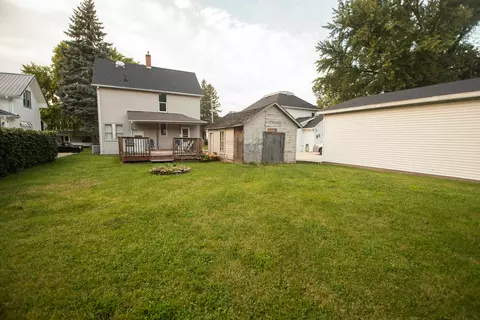 Exterior - 514 E Chamberlin St, Dixon, IL 61021 photo 6 of 6