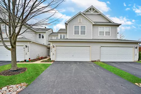 2964 Falling Waters Ln, Lindenhurst, IL 60046