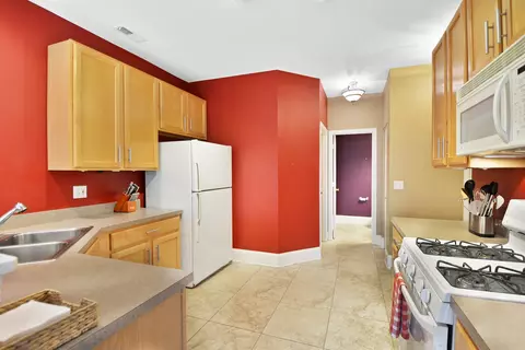 2964 Falling Waters Ln, Lindenhurst, IL 60046 photo 10