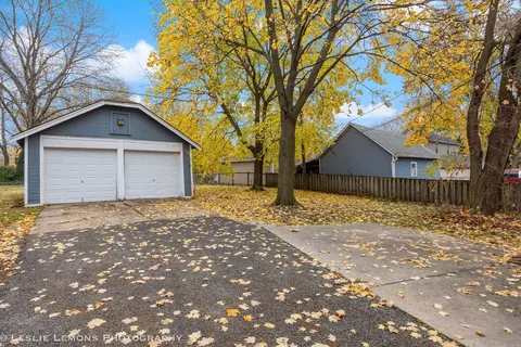 424 E Park Ave, Aurora, IL 60505 photo 22