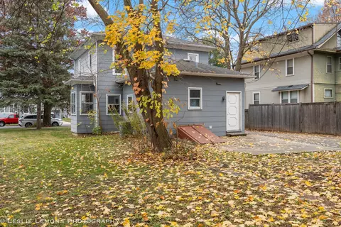 424 E Park Ave, Aurora, IL 60505 photo 24