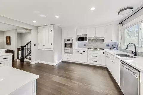 Kitchen - 389 Dulles Rd, Des Plaines, IL 60016 photo 2 of 3