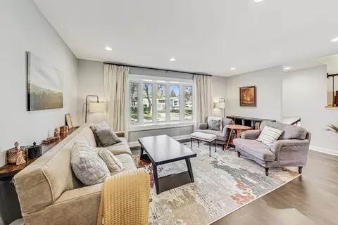 Living - 389 Dulles Rd, Des Plaines, IL 60016 photo 1 of 3