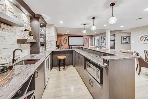 Kitchen - 1639 Annapolis Dr, Glenview, IL 60026 photo 3 of 3