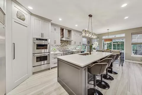 Kitchen - 1639 Annapolis Dr, Glenview, IL 60026 photo 1 of 3