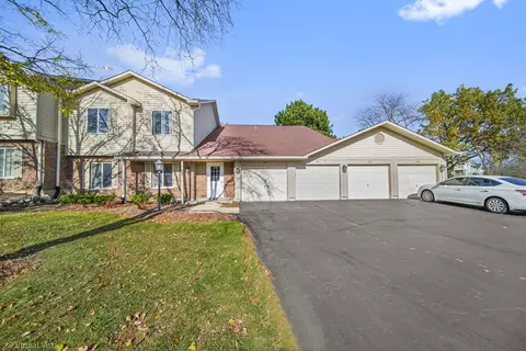 330 Sandpebble Ln #0, Aurora, IL 60504