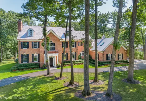 1080 Havenwood Ln, Lake Forest, IL 60045