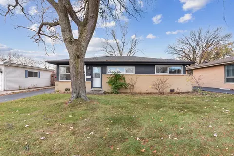 Exterior - 38 N Highview Ave, Addison, IL 60101 photo 1 of 3