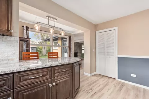 Kitchen - 38 N Highview Ave, Addison, IL 60101 photo 3 of 3