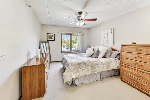 1325 Perry St #203, Des Plaines, IL 60016 photo 15