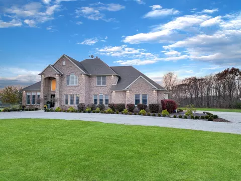 23982 Ron Smith Memorial Hwy, Hudson, IL 61748