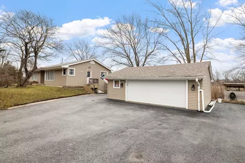 Exterior - 2315 E Steger Rd, Crete, IL 60417 photo 2 of 7