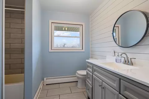 Bath - 2315 E Steger Rd, Crete, IL 60417 photo 1 of 2