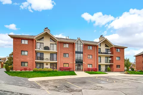 6612 Martin France Cir #1B, Tinley Park, IL 60477