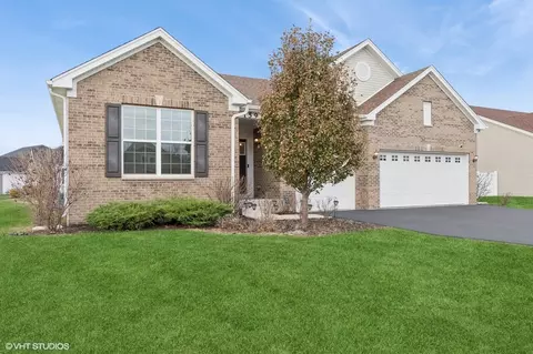 15939 S Selfridge Cir, Plainfield, IL 60586